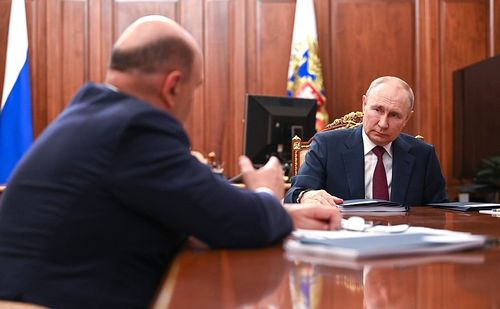 Встреча с Председателем Правительства Михаилом Мишустиным. Фото пресс-службы Кремля